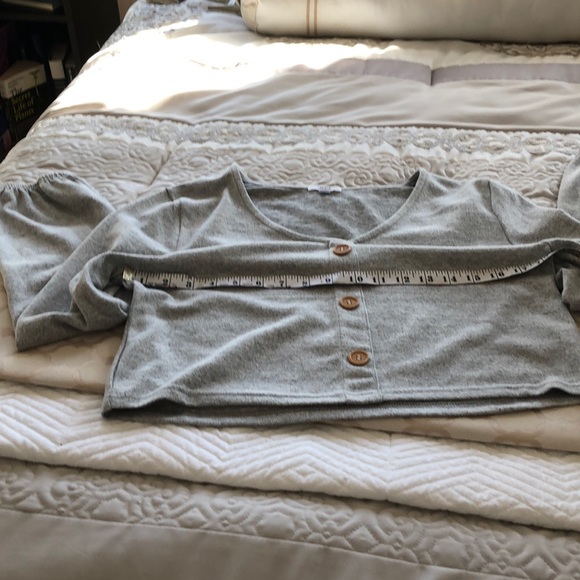 5/25🌻Super soft cozy Ardene long sleeve crop top M - Picture 2 of 5